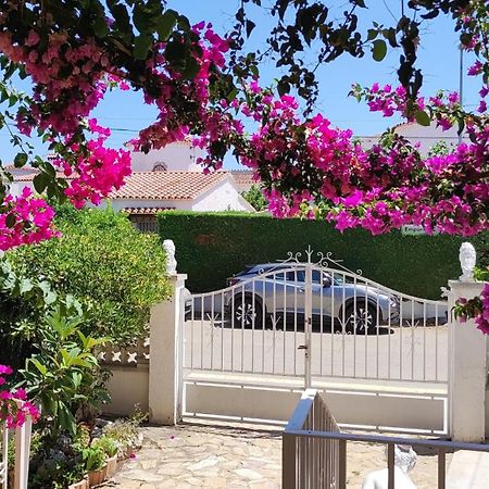 Leones Βίλα Empuriabrava Εξωτερικό φωτογραφία