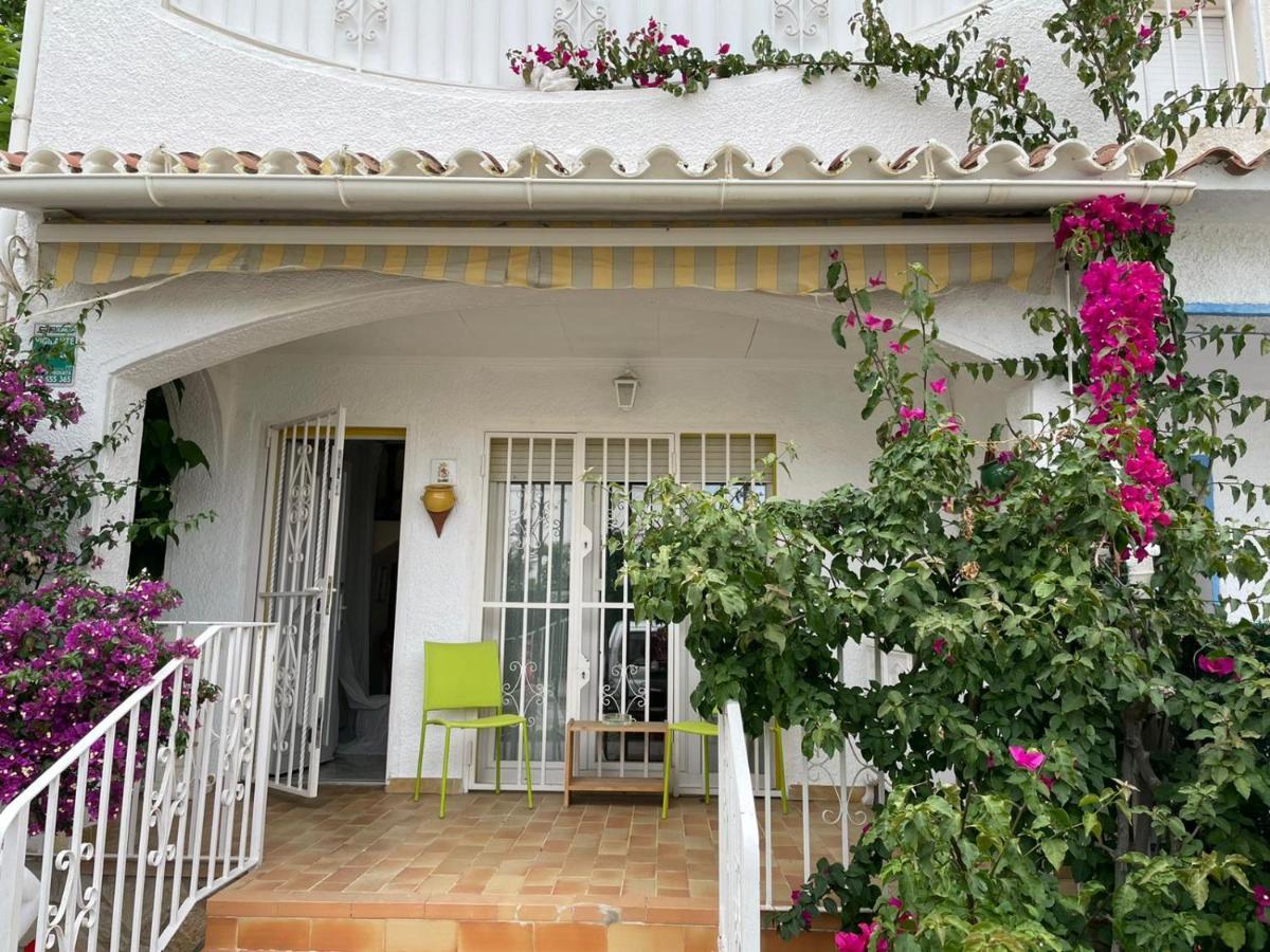 Leones Βίλα Empuriabrava Εξωτερικό φωτογραφία